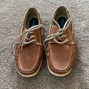 Bass Shoes SIZE 8.5